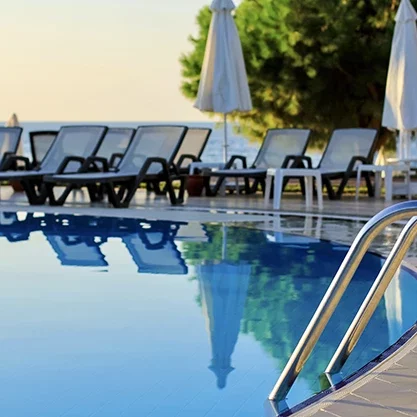 piscine-service-hotel piscine-service-hotel